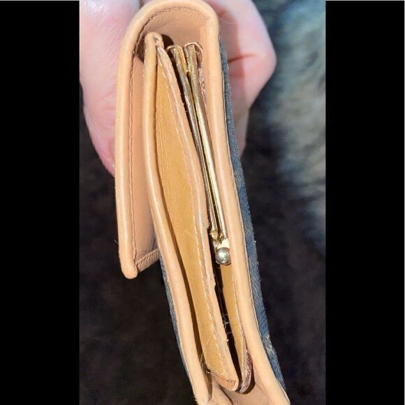 AUTHENTIC VINTAGE  FENDI  ZUCCA  FULL SIZE CONTINENTAL WALLET(RARE - Picture 15 of 16